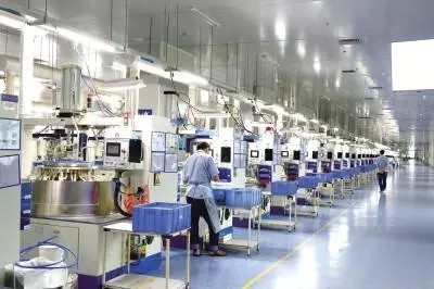 藍思科技加碼3D玻璃，目標年收入增長60億，趨勢資產管理助力